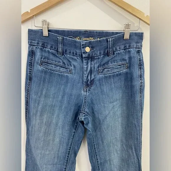 Old Navy The Sweetheart Flare Classic Rise Jeans Size 6 - Picture 3 of 7